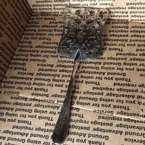 International Silver Co. Pierced Silverplate Vintage Metal Serving Spatula